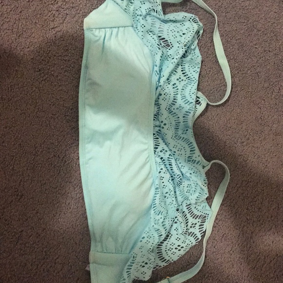 Women’s bathing suit top - Picture 3 of 6